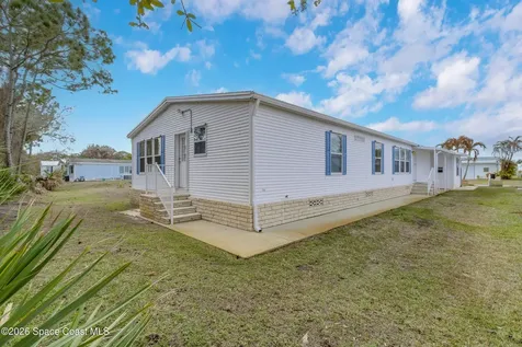 859 Tamarind Circle Barefoot Bay FL 32976