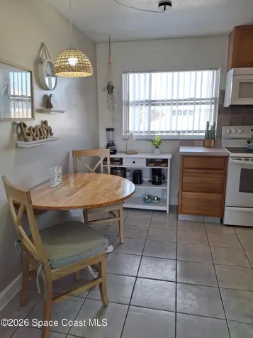 7165 E Ridgewood Avenue E Cape Canaveral FL 32920