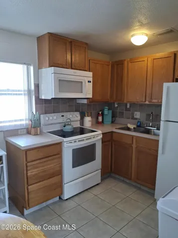 7165 E Ridgewood Avenue E Cape Canaveral FL 32920