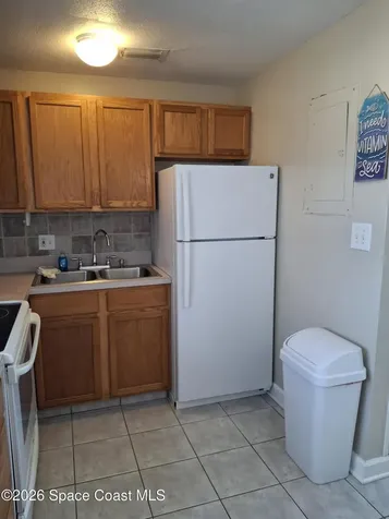 7165 E Ridgewood Avenue E Cape Canaveral FL 32920