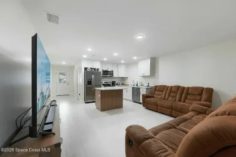 95 W Towne Place Titusville FL 32796