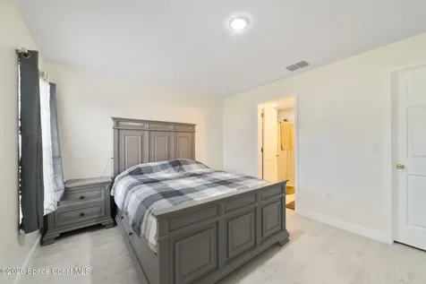 95 W Towne Place Titusville FL 32796