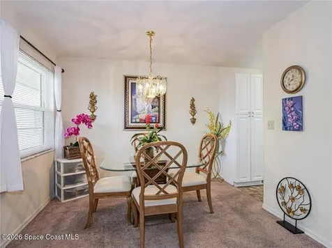 12 Vista Palm Lane Vero Beach FL 32962