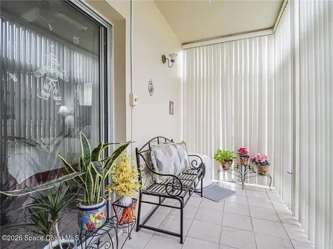 12 Vista Palm Lane Vero Beach FL 32962