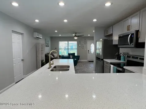 1810 Elizabeth Street Melbourne FL 32901