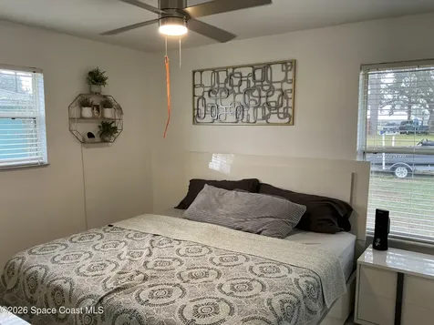 872 Autumn Street SE Palm Bay FL 32909