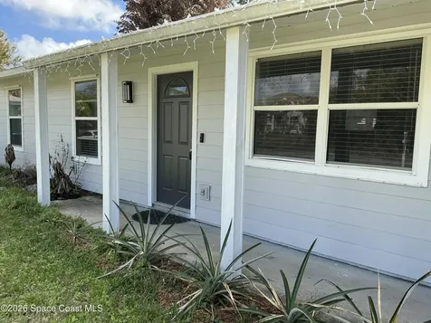 872 Autumn Street SE Palm Bay FL 32909