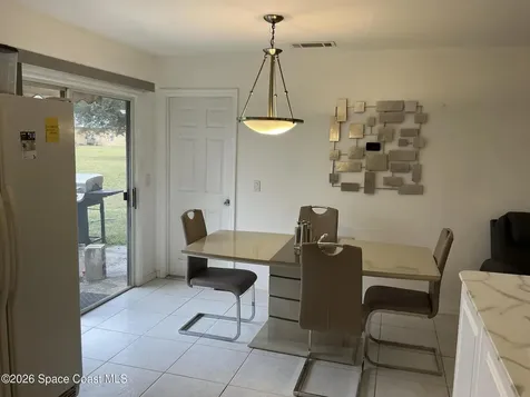 872 Autumn Street SE Palm Bay FL 32909