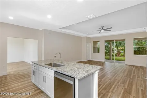 958 Chace Lane NE Palm Bay FL 32905