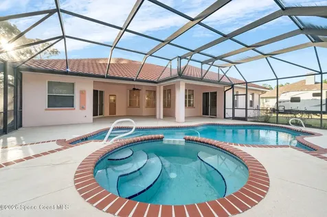 5025 Fawn Lake Boulevard Mims FL 32754