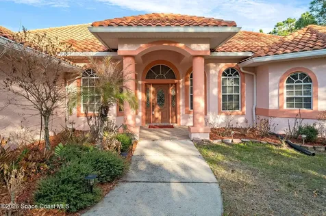5025 Fawn Lake Boulevard Mims FL 32754