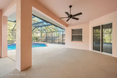 5025 Fawn Lake Boulevard Mims FL 32754