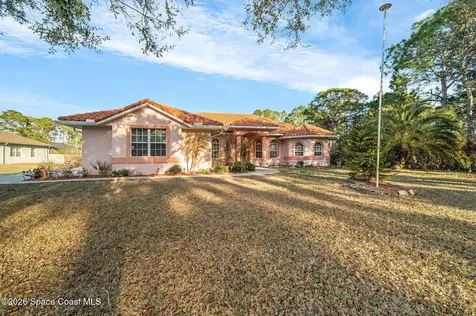 5025 Fawn Lake Boulevard Mims FL 32754