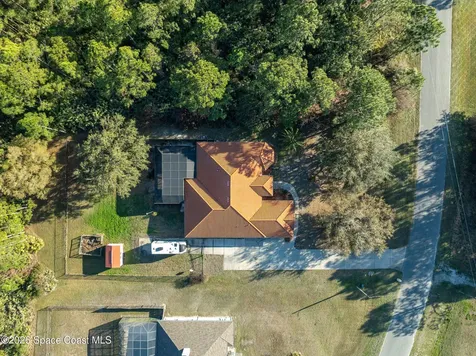5025 Fawn Lake Boulevard Mims FL 32754