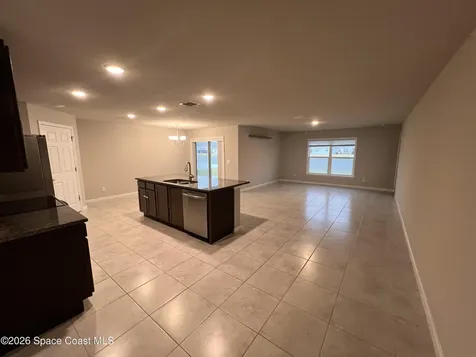 545 Cooper Court SW Palm Bay FL 32908
