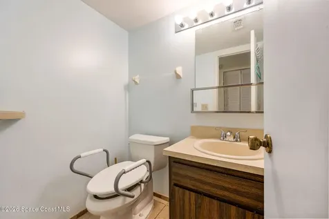 2016 Manor Drive NE Palm Bay FL 32905