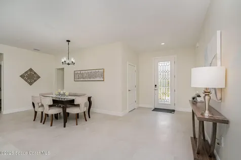 2906 Wilkinson Avenue SE Palm Bay FL 32909