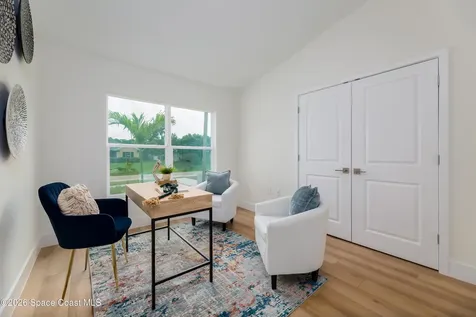 1085 Tahiti Avenue SE Palm Bay FL 32909