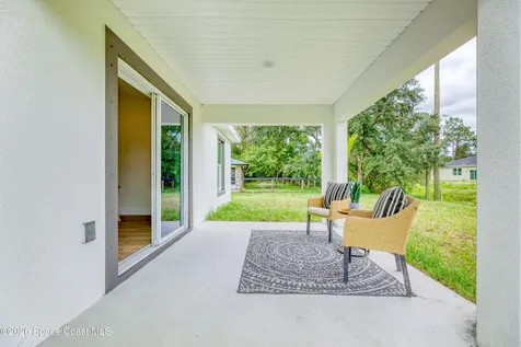 1085 Tahiti Avenue SE Palm Bay FL 32909
