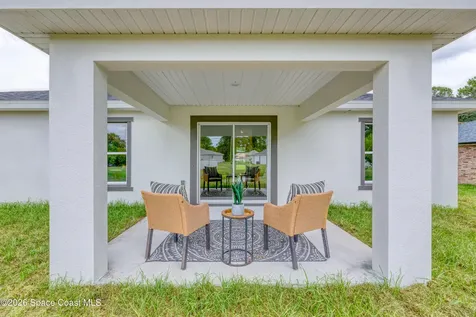 1085 Tahiti Avenue SE Palm Bay FL 32909