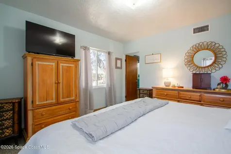 2 Holiday Lane S Titusville FL 32796