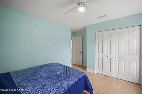 472 Arbor Street Sebastian FL 32958