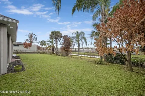472 Arbor Street Sebastian FL 32958