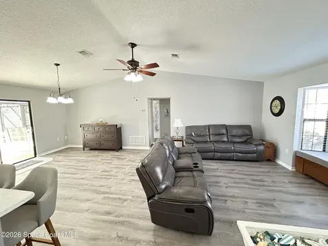 5075 Carter Street Port Saint John FL 32927