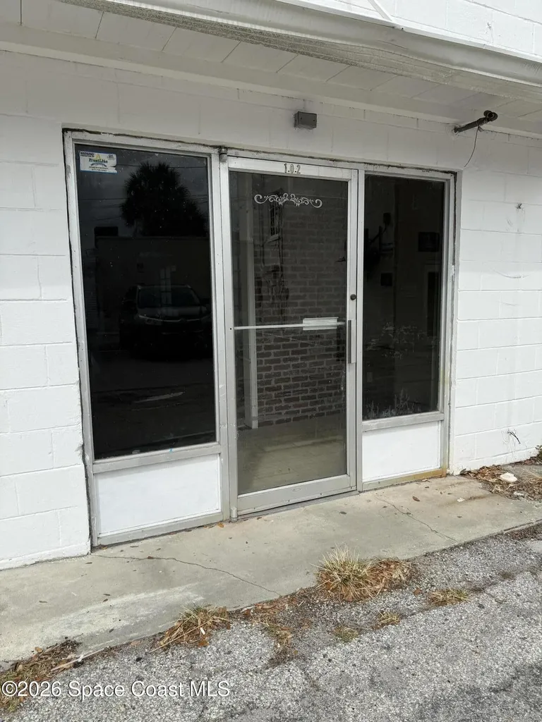 905 E New Haven Avenue E Melbourne FL 32901