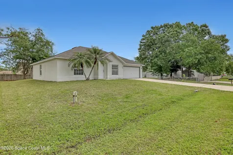 1561 Sandusky Street SE Palm Bay FL 32909