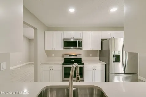 1847 Parrsboro Street NW Palm Bay FL 32907
