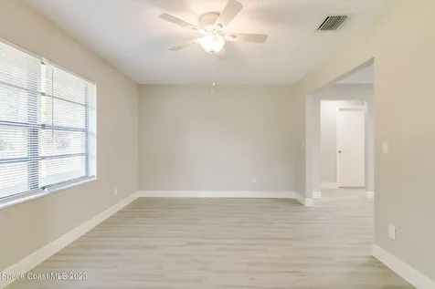 1847 Parrsboro Street NW Palm Bay FL 32907