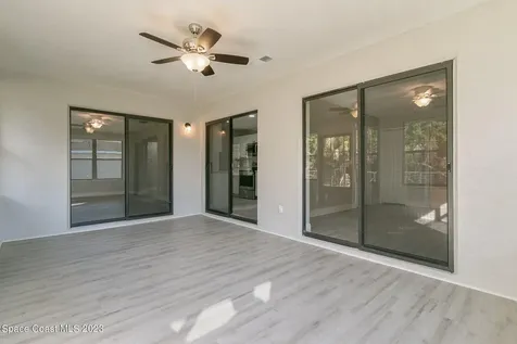 1847 Parrsboro Street NW Palm Bay FL 32907