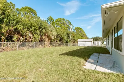 1847 Parrsboro Street NW Palm Bay FL 32907