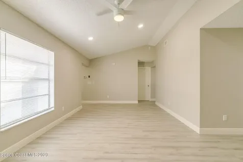 1847 Parrsboro Street NW Palm Bay FL 32907
