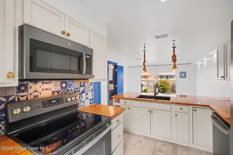 930 S Colonial Court Indian Harbour Beach FL 32937