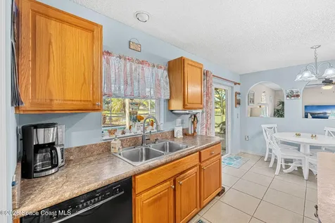256 Mcclain Drive Melbourne FL 32904