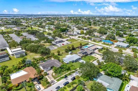 406 Laurel Street Satellite Beach FL 32937