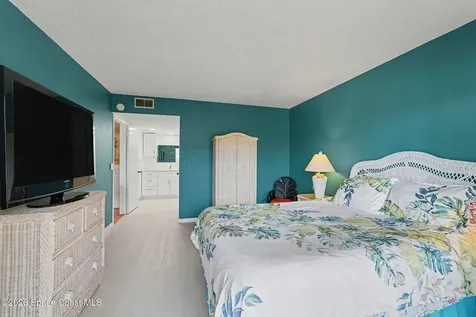 2135 N Courtenay Parkway Merritt Island FL 32953
