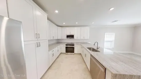 418 Easy Street Sebastian FL 32958