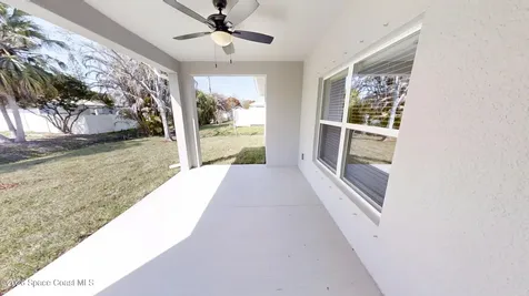 418 Easy Street Sebastian FL 32958