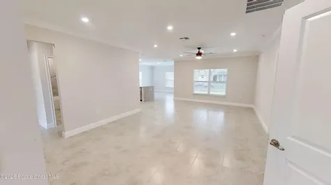 418 Easy Street Sebastian FL 32958