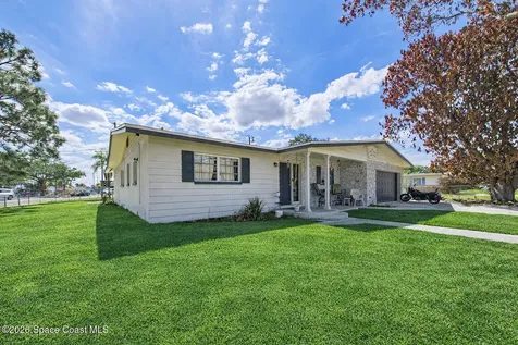 1300 Lester Court Merritt Island FL 32952