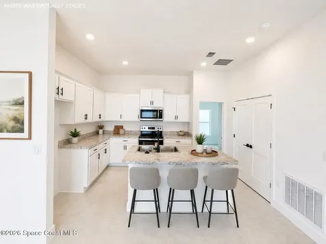 1028 Soleway Avenue NW Palm Bay FL 32907