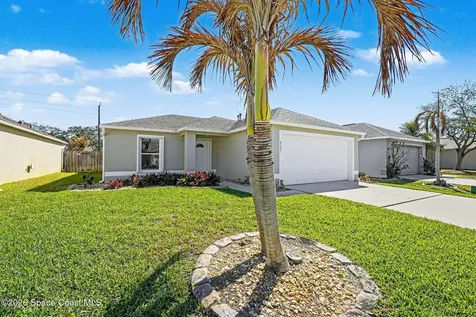 2131 Myla Lane Melbourne FL 32935