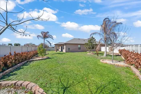 7499 Tourmaline Drive Grant FL 32949