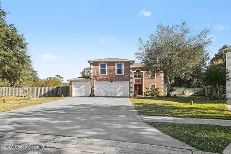 1343 Sorento Circle Melbourne FL 32904