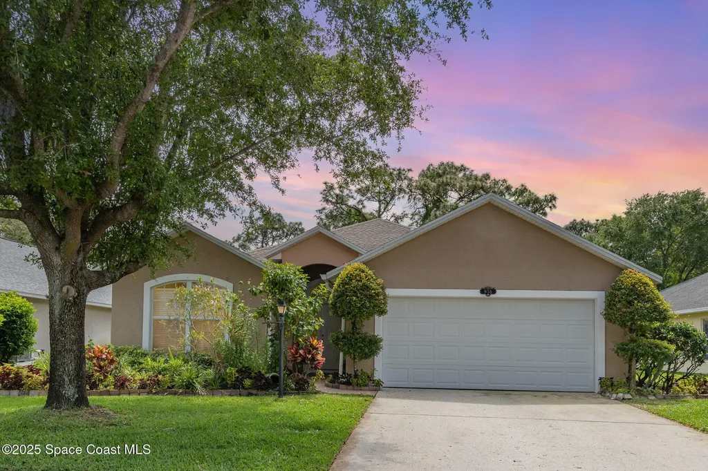 936 Tavernier Circle NE Palm Bay FL 32905