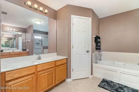 936 Tavernier Circle NE Palm Bay FL 32905