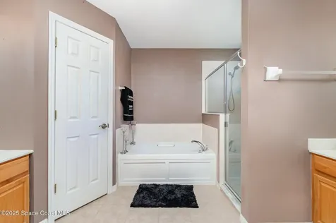 936 Tavernier Circle NE Palm Bay FL 32905